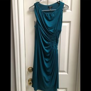 Suzi Chin size 8 ruched dress